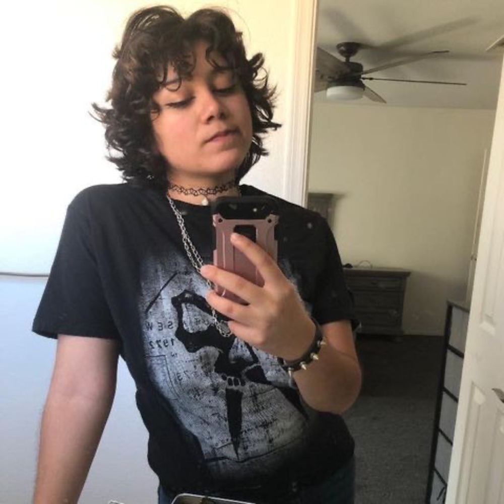 Meet your Posher, Aysia